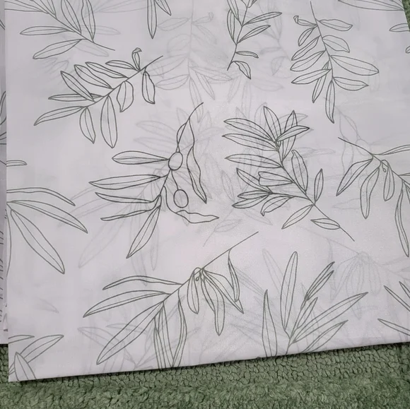 15pc Shower Curtain & Bathroom Accessory Set, Green & White - Picture 5 of 13